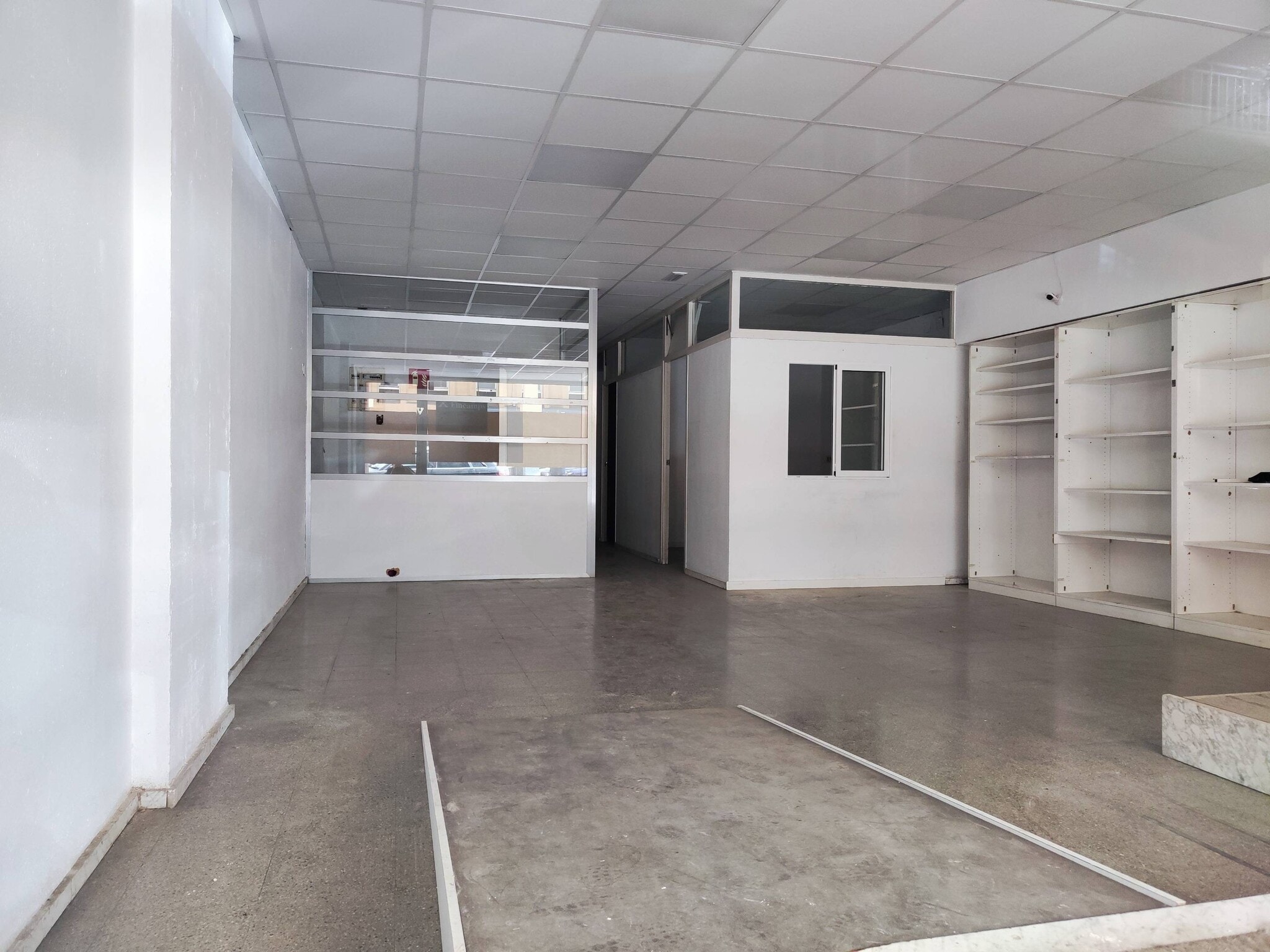 Carrer de Duran i Sors, 3-9, Sabadell, Barcelona for lease Interior Photo- Image 1 of 9