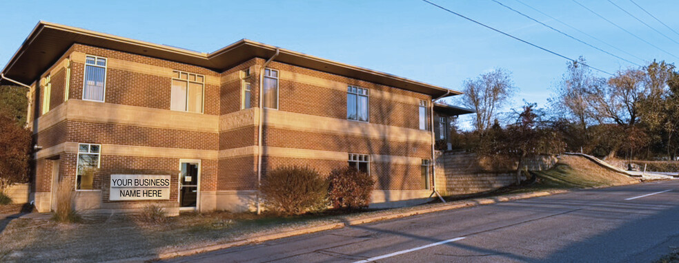 402 N 28th Ave, Wausau, WI for sale - Building Photo - Image 1 of 12