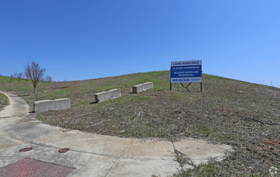 862 E Mt Zion Rd, Independence, KY à vendre - Photo principale - Image 1 de 1