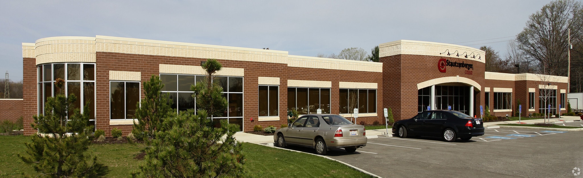 8001 Katherine Blvd, Brecksville, OH for lease Primary Photo- Image 1 of 20