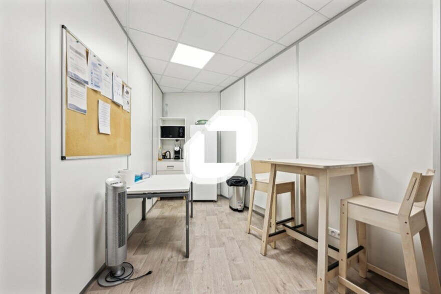 Bureau dans Rosny-sous-Bois à vendre - Photo intérieure - Image 2 de 14