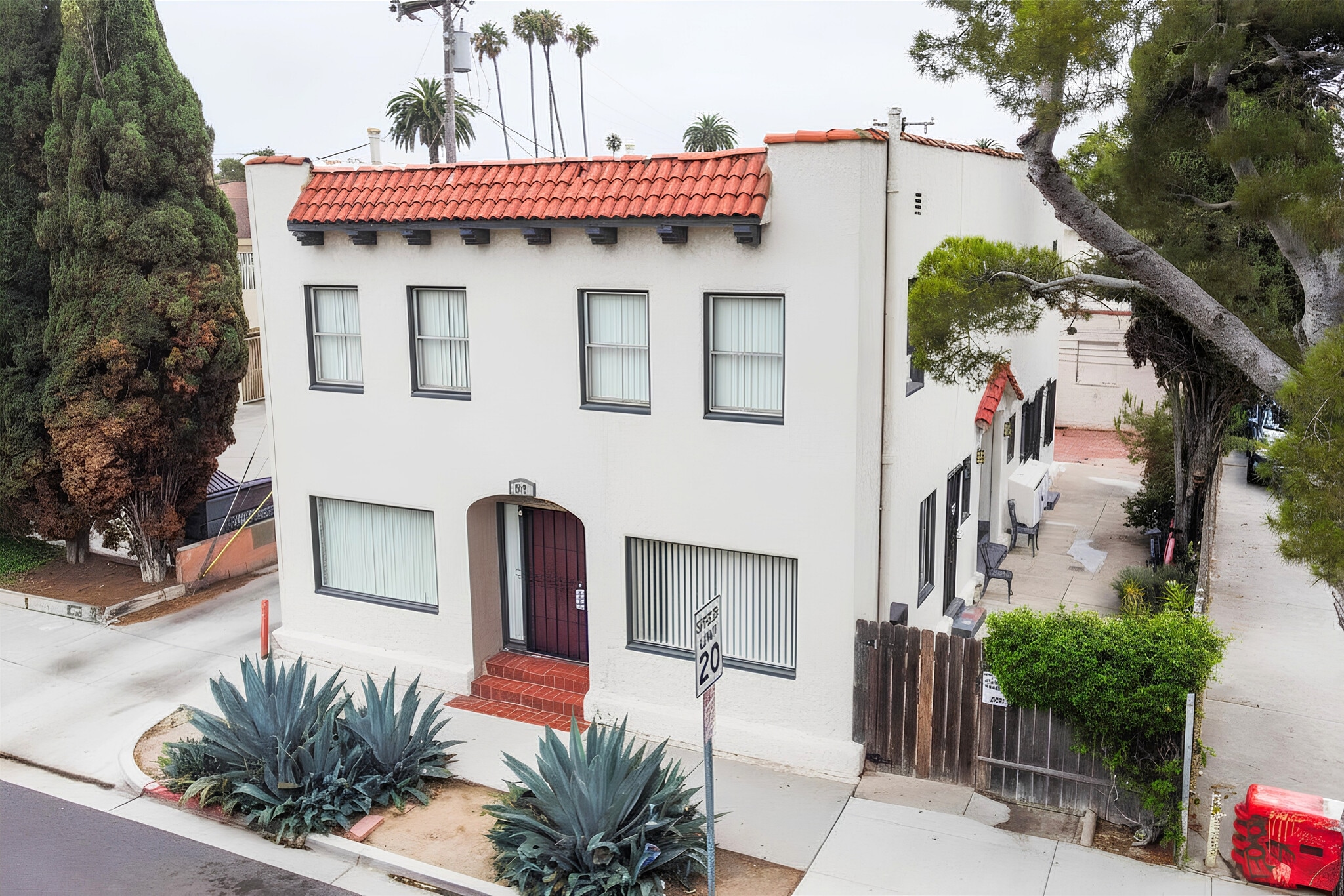 679 Obispo Ave, Long Beach, CA for sale Building Photo- Image 1 of 37
