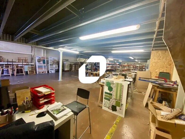 Bureau dans Eysines à louer - Photo intérieure - Image 2 de 13