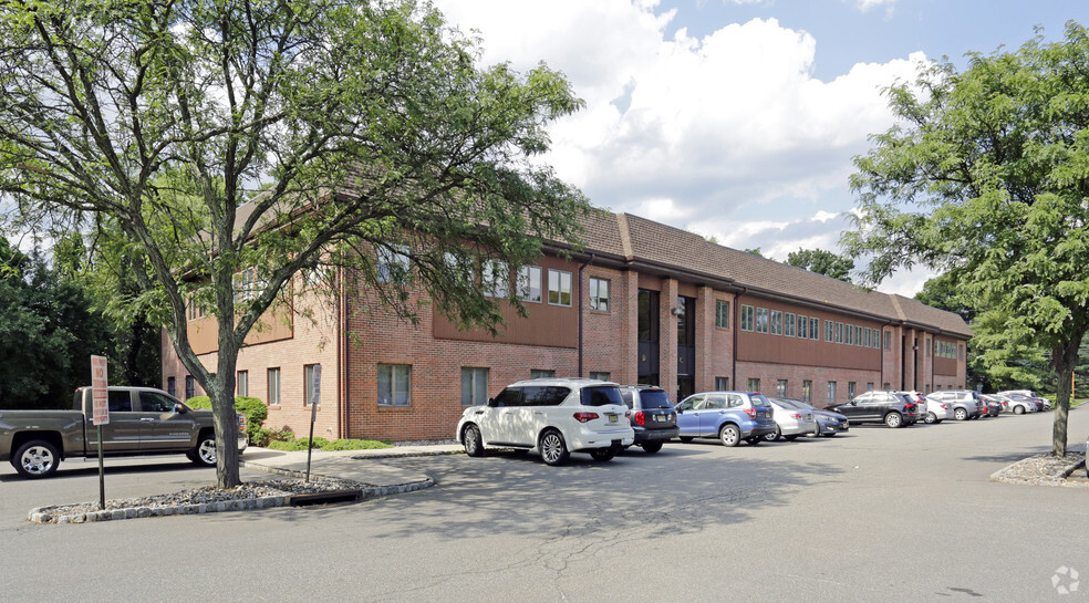 3840 Park Ave, Edison, NJ for sale - Building Photo - Image 1 of 1