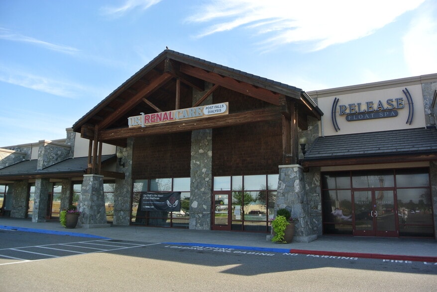 920 N Id-41 Hwy, Post Falls, ID à louer - Photo du bâtiment - Image 2 de 5