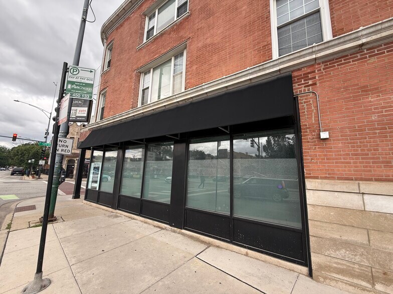4401-4403 N Clark St, Chicago, IL à louer - Photo du bâtiment - Image 2 de 8