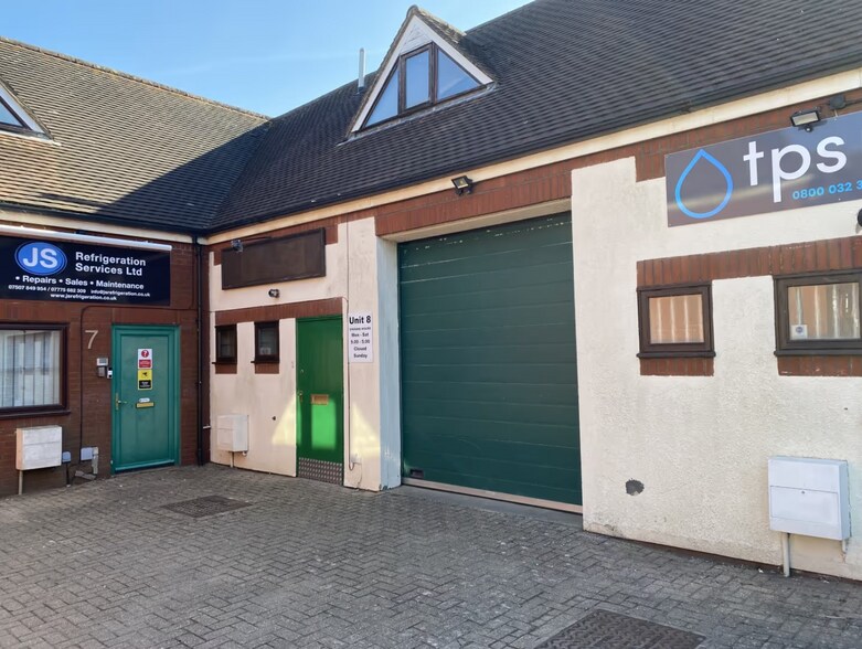 Old Swan Ln, Hailsham à vendre - Photo du bâtiment - Image 1 de 8