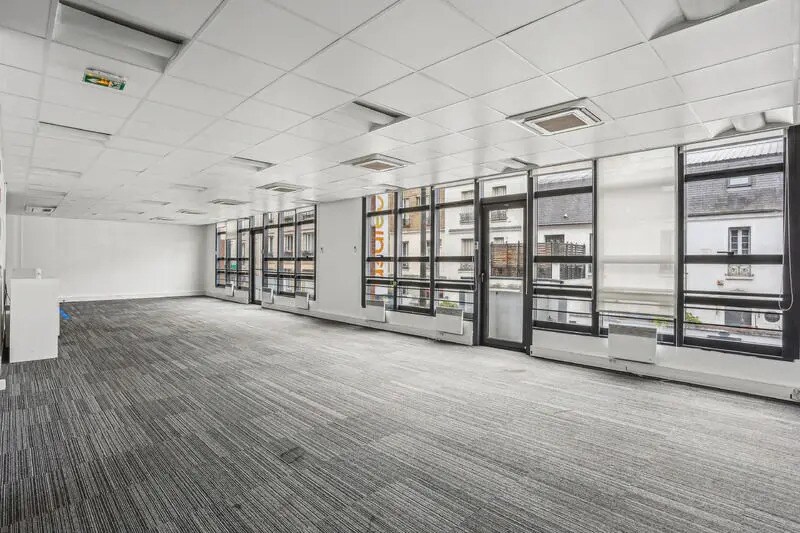 76 Rue Thiers, Boulogne-Billancourt for lease - Interior Photo - Image 1 of 12