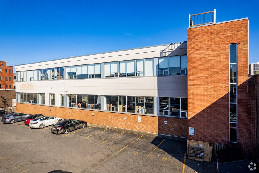 6750-6800 Hutchison, Montréal, QC for lease - Building Photo - Image 3 of 4