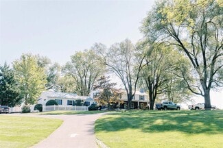 More details for 1329 Commerce Rd, Staunton, VA - Hospitality for Sale