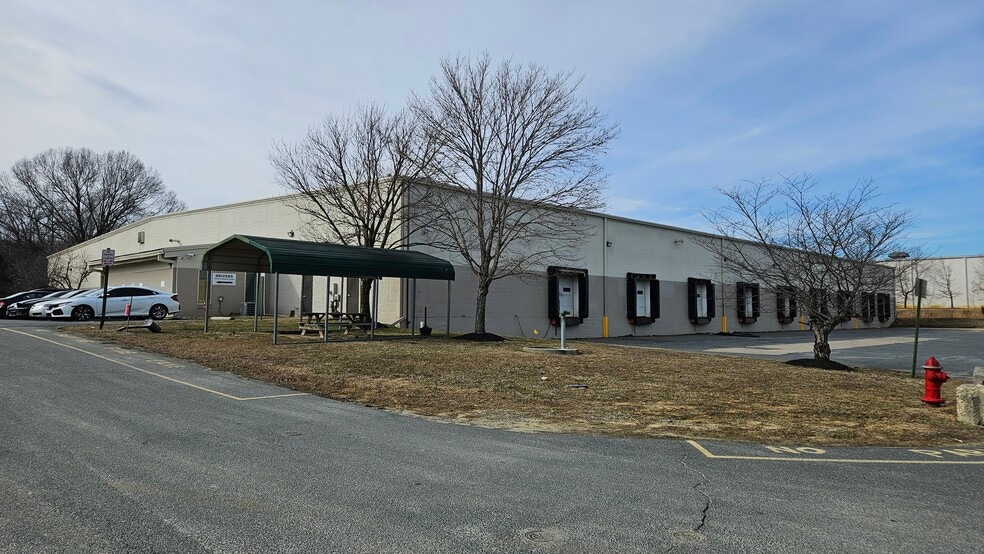 9420 Cosner Dr, Fredericksburg, VA for sale - Building Photo - Image 2 of 9