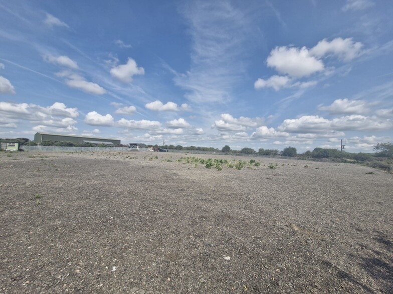 Common Ln, Retford for lease - Building Photo - Image 2 of 11