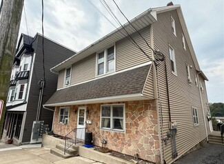 More details for 206 S Main St, Nazareth, PA - Multifamily for Sale