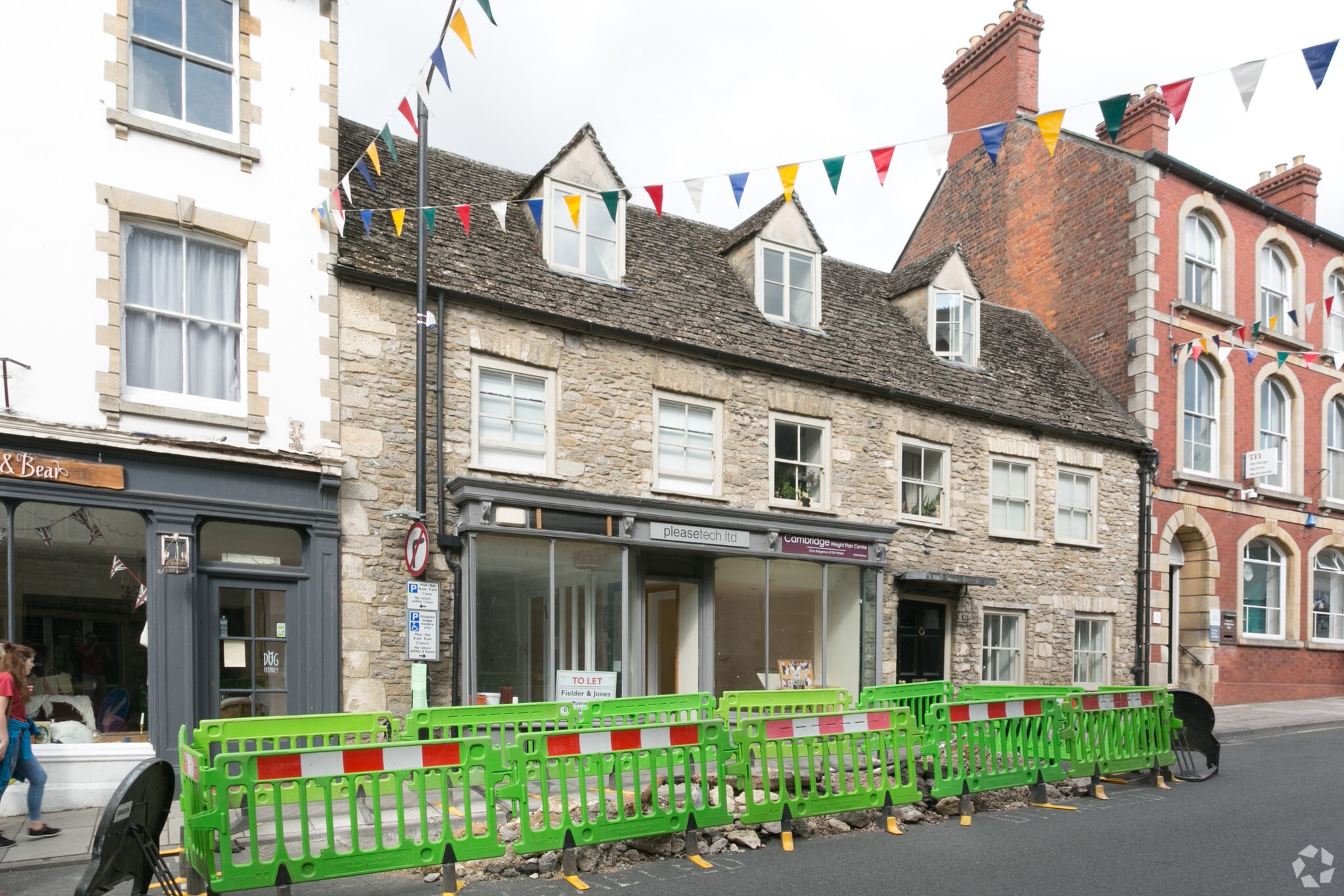 43 High St, Malmesbury à louer Photo principale- Image 1 de 3