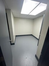 1913 Bladensburg Rd NE, Washington, DC à vendre Photo intérieure- Image 2 de 3