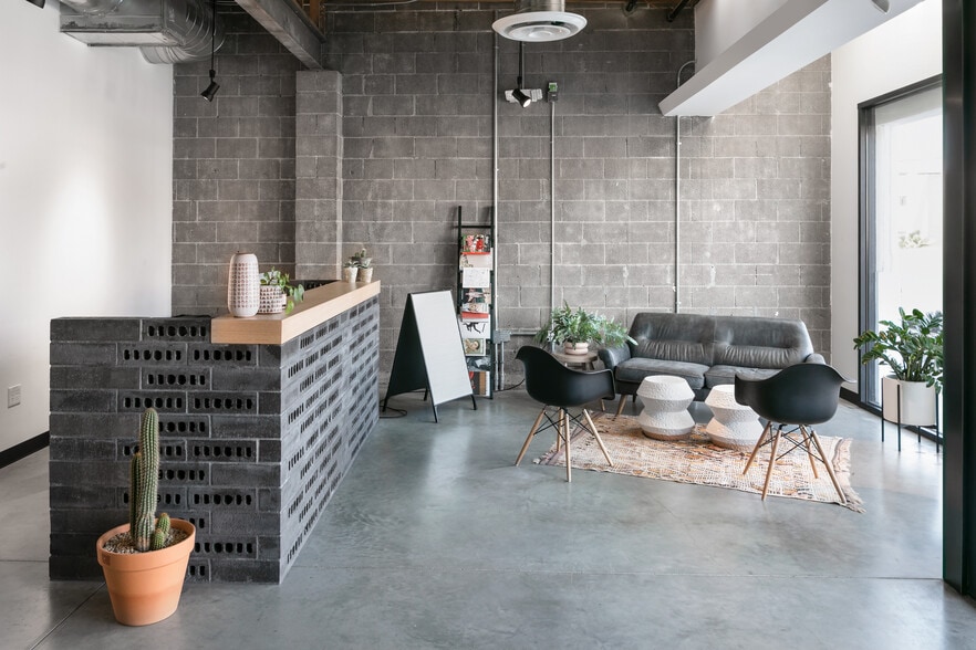4312 W Jefferson Blvd, Los Angeles, CA for lease - Interior Photo - Image 3 of 12