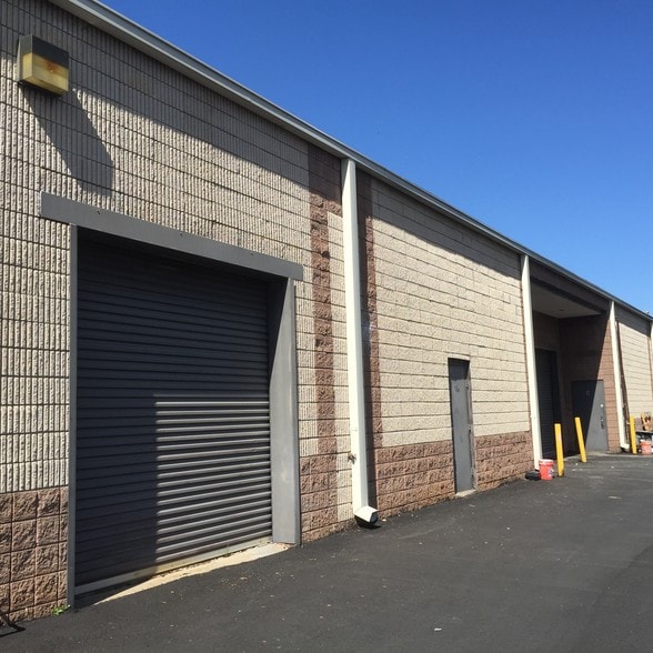 1600 Roswell St SE, Smyrna, GA for lease - Building Photo - Image 2 of 11