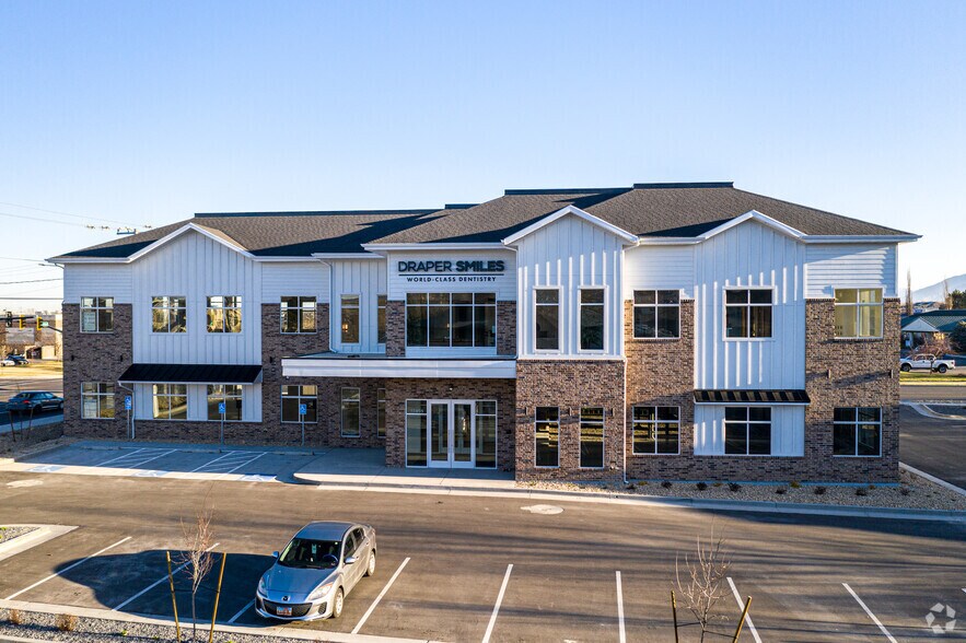 12459 S 300 E, Draper, UT à louer - Photo du bâtiment - Image 2 de 6