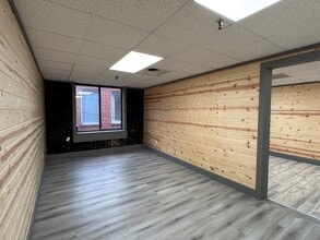 117 Bradford St NW, Gainesville, GA for lease Interior Photo- Image 1 of 1