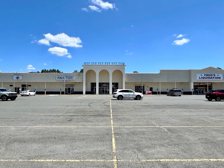 501 S Main St, Springhill, LA for lease - Building Photo - Image 1 of 10