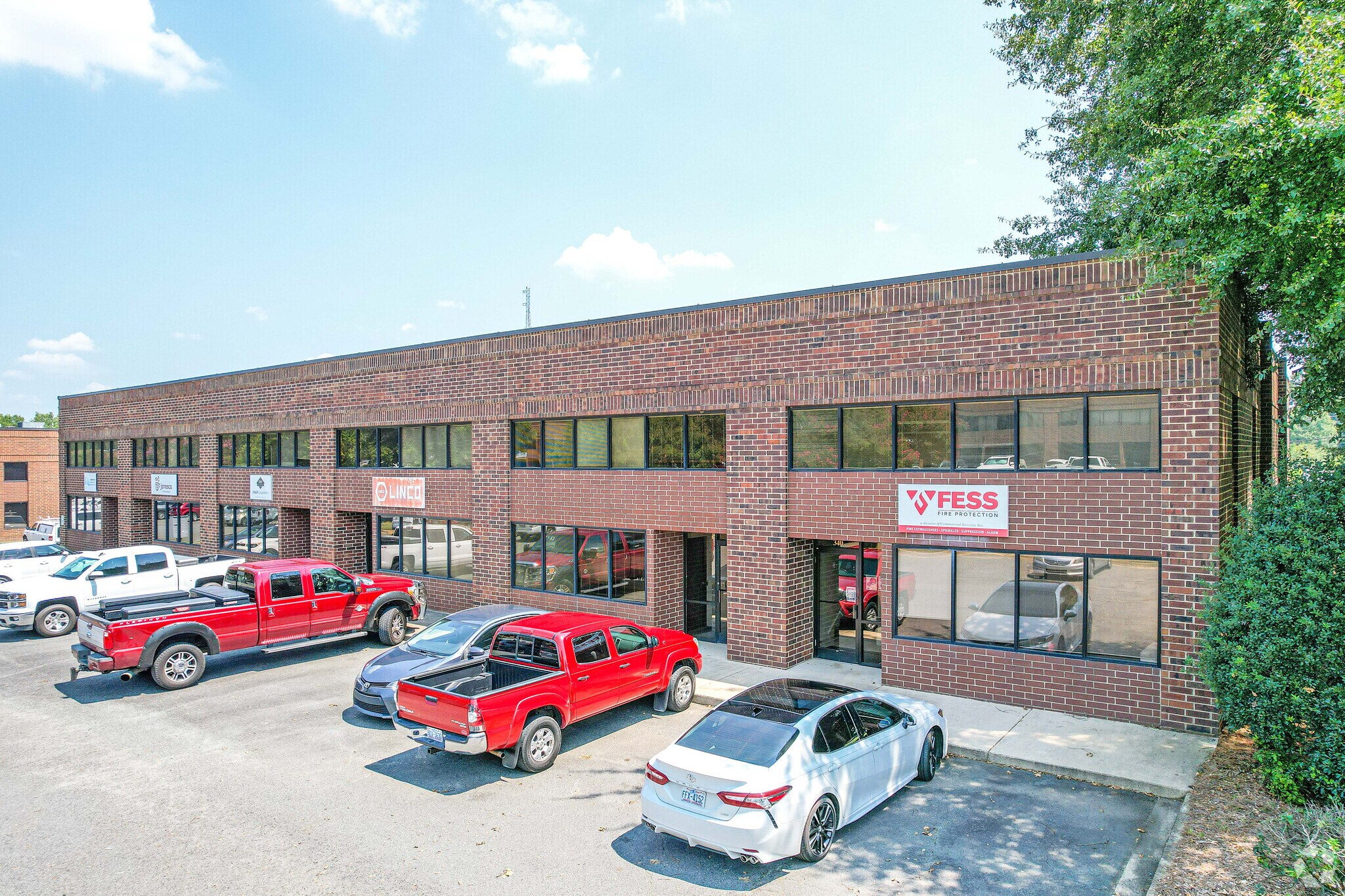 340-342 Crompton St, Charlotte, NC à louer Photo principale- Image 1 de 14