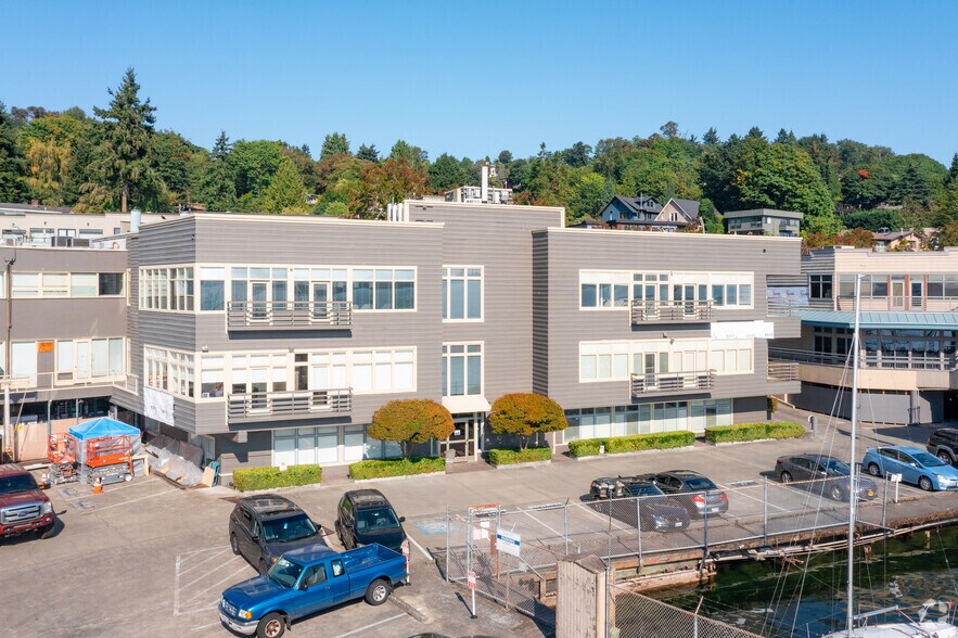 110-140 Lakeside Ave, Seattle, WA à louer - Photo du bâtiment - Image 3 de 10
