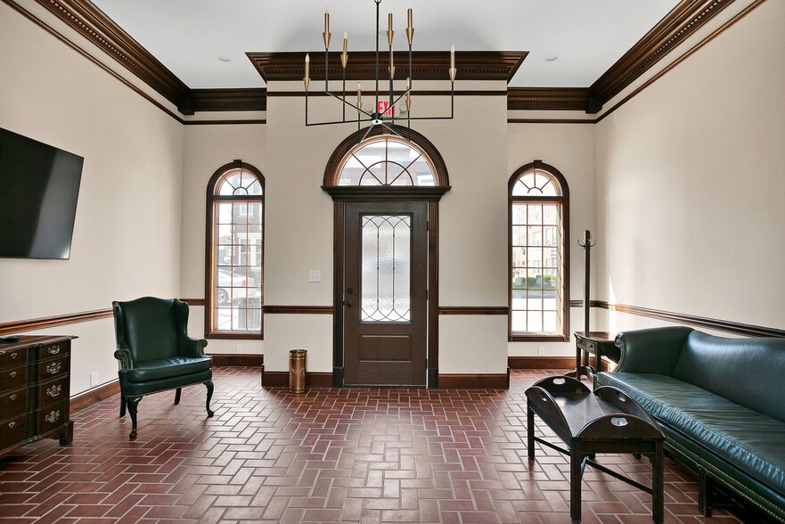 103 W Main St, Lebanon, KY for lease - Building Photo - Image 3 of 29