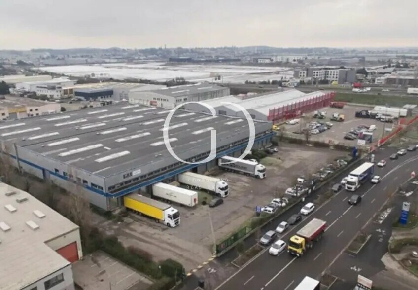 Industrial in Chassieu for lease - Aerial - Image 1 of 6