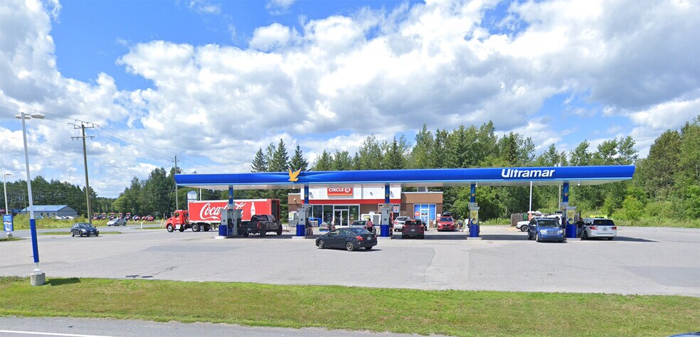 715 Limoges Rd, Limoges, ON à louer - Photo du bâtiment - Image 2 de 3