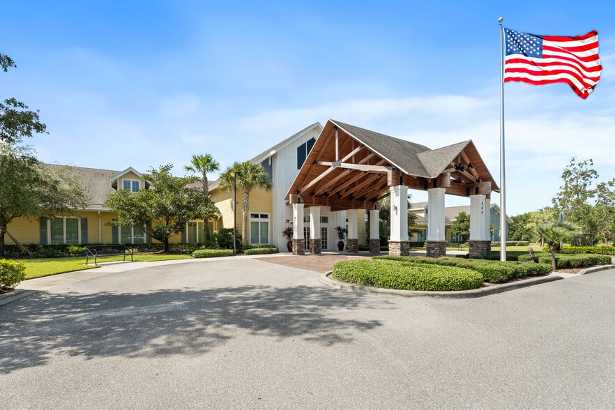 500 SE Indian St, Stuart, FL for sale - Building Photo - Image 2 of 22