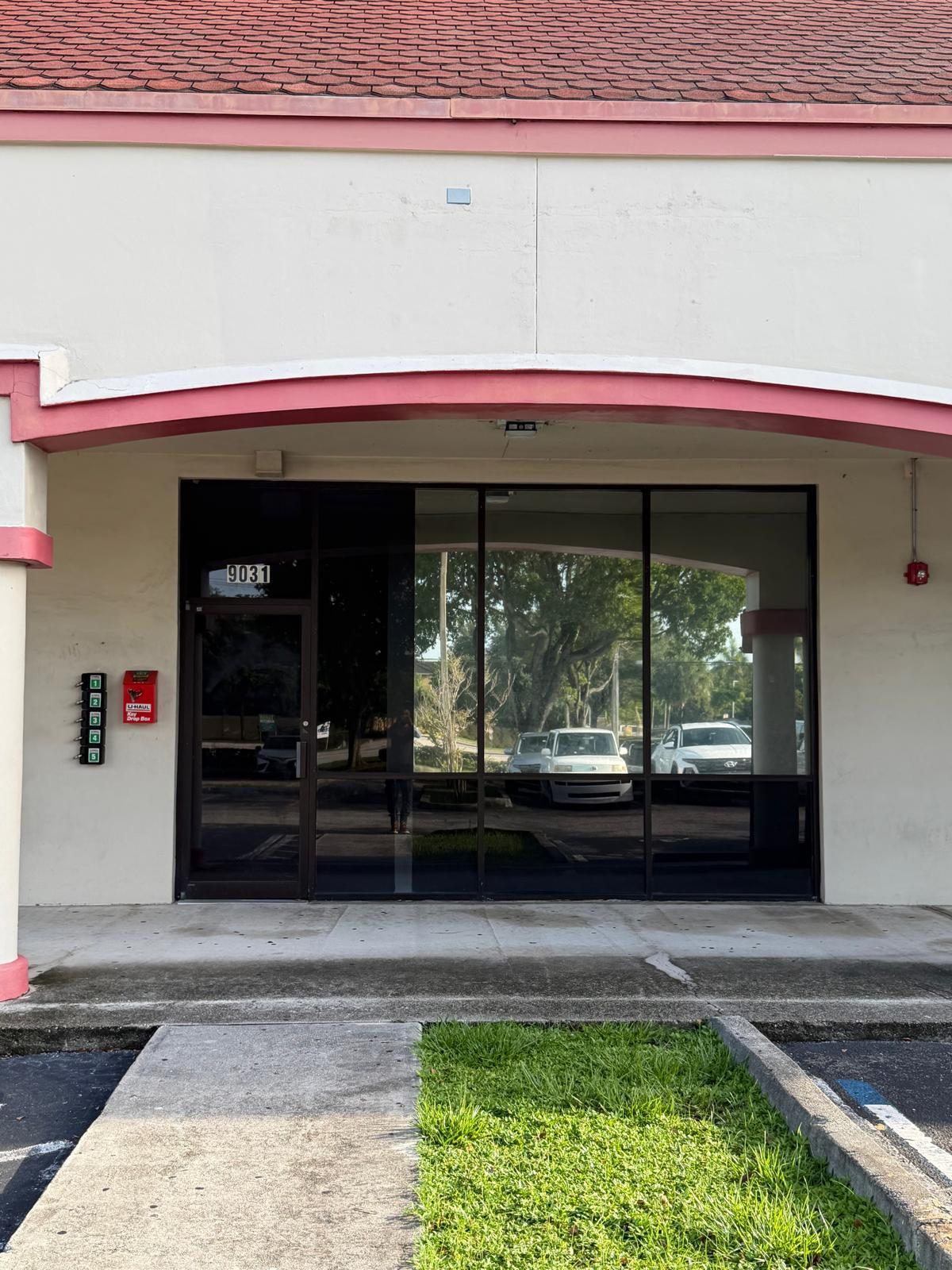 8901-9131 Pembroke Rd, Hollywood, FL à louer Photo du bâtiment- Image 1 de 3