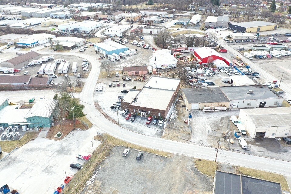 5330 Enterprise Blvd, Bethel Park, PA à vendre Photo du bâtiment- Image 1 de 1