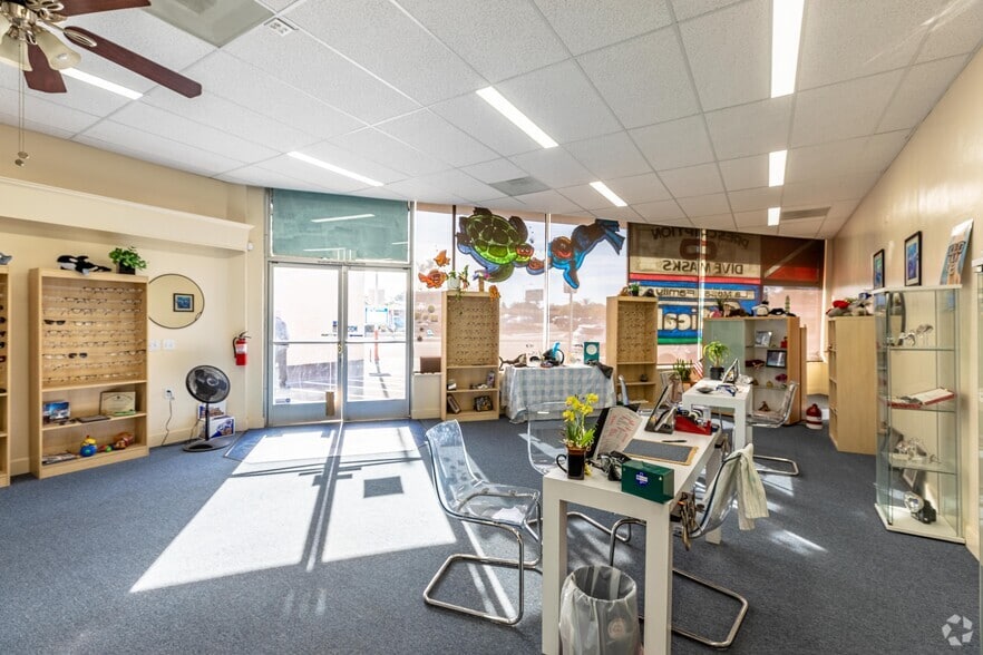 8870-8878 La Mesa Blvd, La Mesa, CA for sale - Building Photo - Image 3 of 29