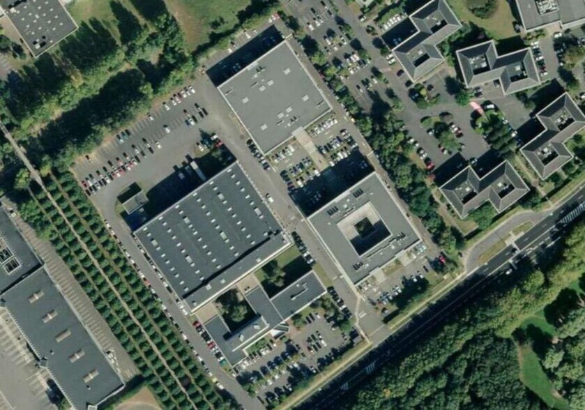Industriel dans Roissy-en-France à louer - Aérien - Image 3 de 3