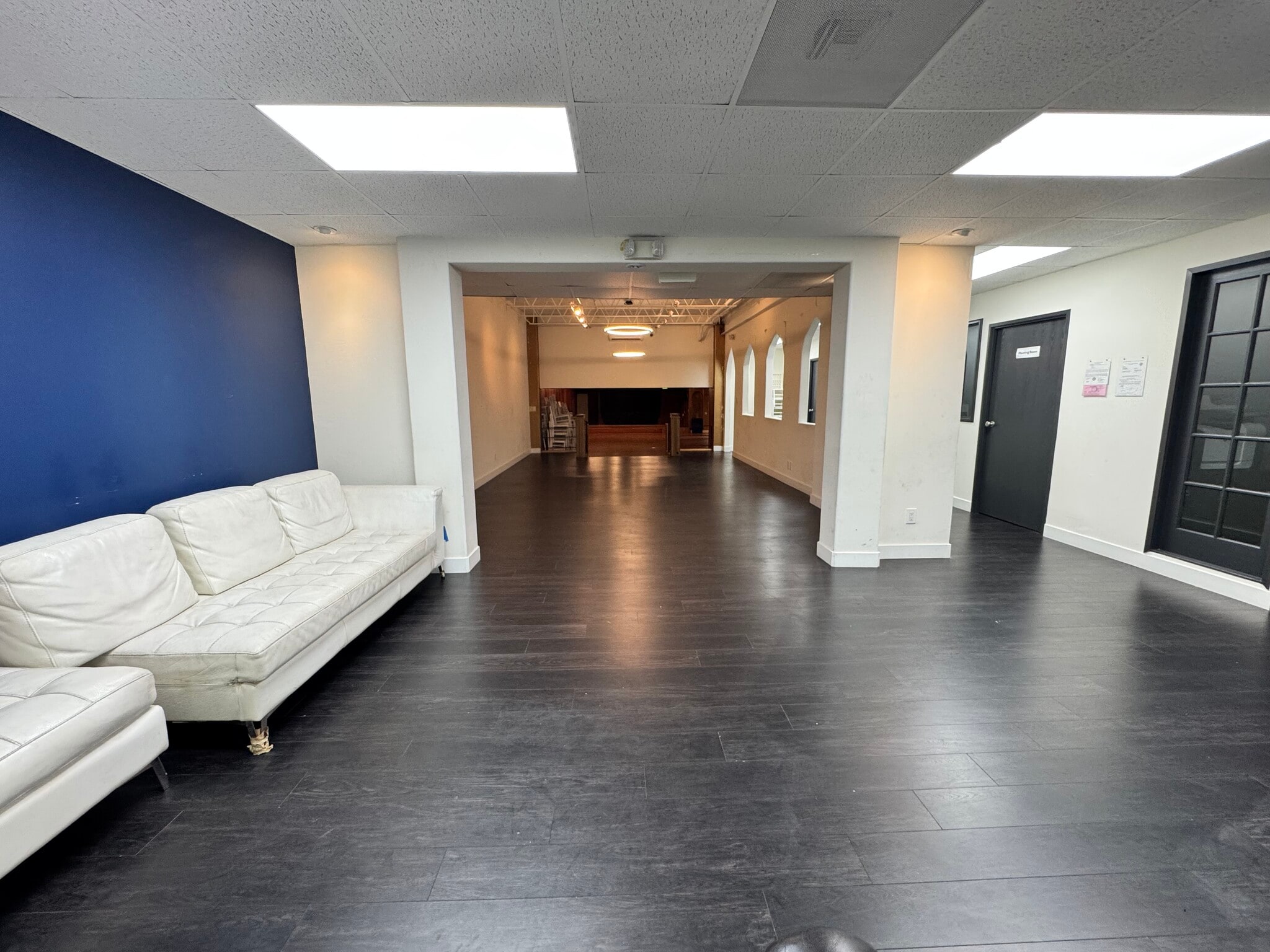 1418 N Main St, Santa Ana, CA for lease Interior Photo- Image 1 of 11