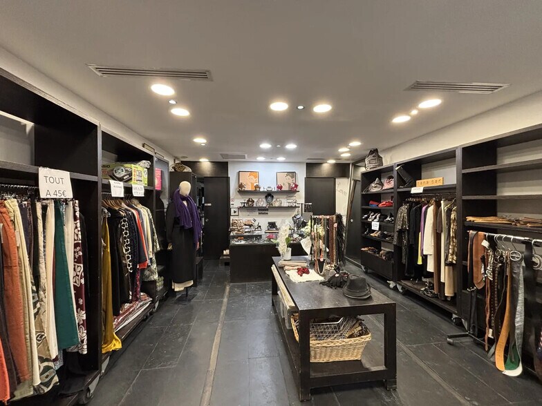 36 Rue Des Plantes, Paris for lease - Interior Photo - Image 2 of 8