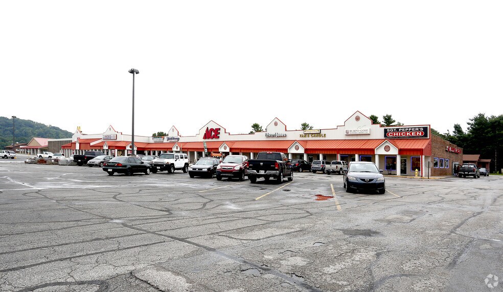 2020 Burton Ln, Martinsville, IN à louer - Photo principale - Image 1 de 6