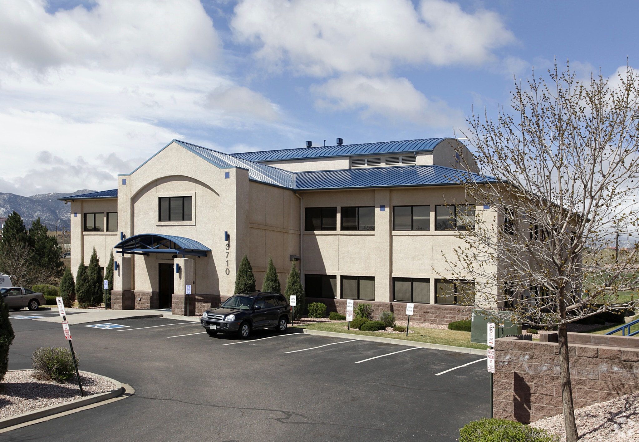 3710 Sinton Rd, Colorado Springs, CO for lease Primary Photo- Image 1 of 37