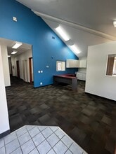 3315 Mission Dr, Santa Cruz, CA à louer Photo du bâtiment- Image 2 de 16