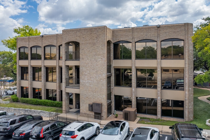 3415 Greystone Dr, Austin, TX for lease - Building Photo - Image 2 of 5
