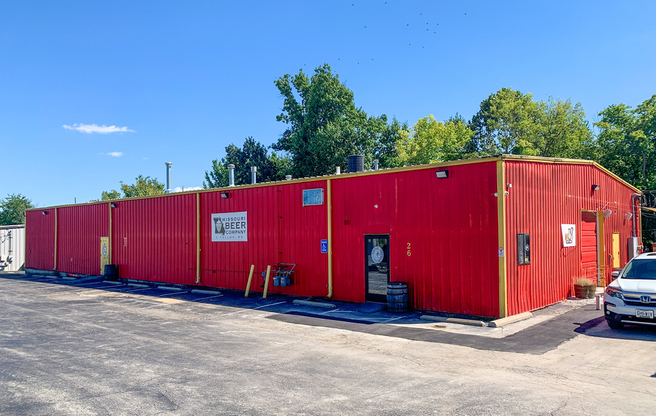 26 W Industrial Dr, O'Fallon, MO for sale - Building Photo - Image 1 of 1