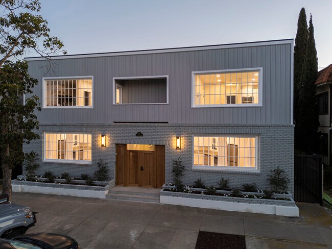 More details for 1820 E 2nd St, Long Beach, CA - Multifamily for Sale