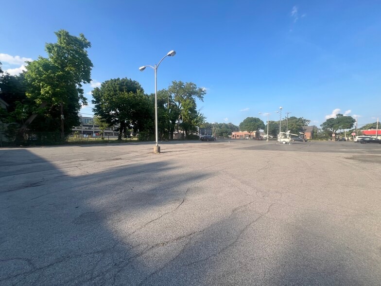 1073 Clinton Ave, Rochester, NY for sale - Building Photo - Image 2 of 23