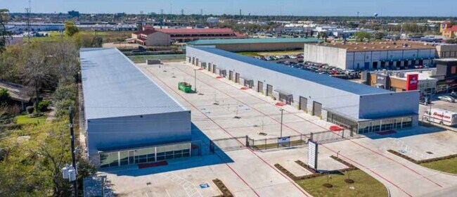 Plus de détails pour 22505 Imperial Valley Dr, Houston, TX - Industriel à vendre