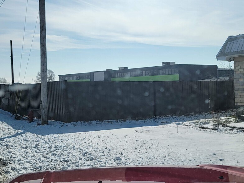 1429 S Fayette St, Washington Court House, OH à vendre - Photo du bâtiment - Image 3 de 22