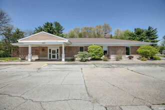 320 Lincolnway E, Osceola, IN for lease Building Photo- Image 2 of 7