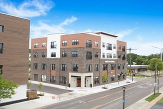 Plus de détails pour 27 S Squirrel Rd, Auburn Hills, MI - Coworking à louer