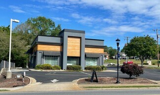 Plus de détails pour 1040 Main St, Altavista, VA - Commerce de détail à vendre