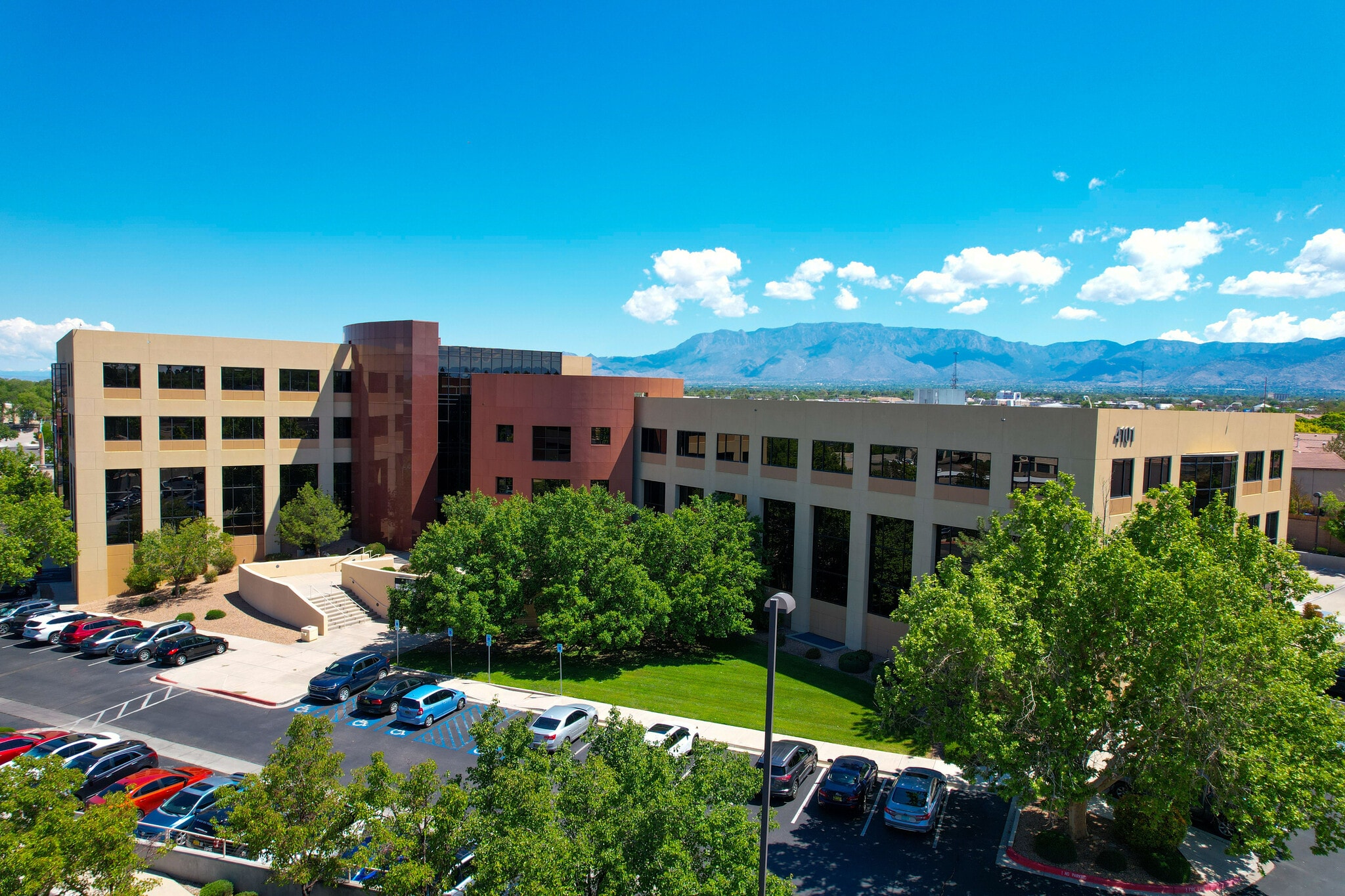 4101 Indian School Rd NE, Albuquerque, NM for lease Primary Photo- Image 1 of 17