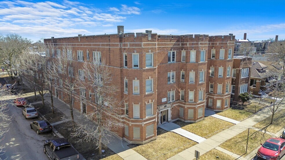 8001 S Justine St, Chicago, IL à vendre - Photo du bâtiment - Image 1 de 5